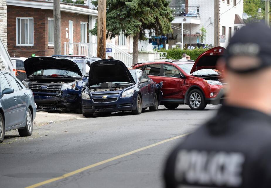 Image principale de l'article Il percute un véhicule de police et prend la fuite