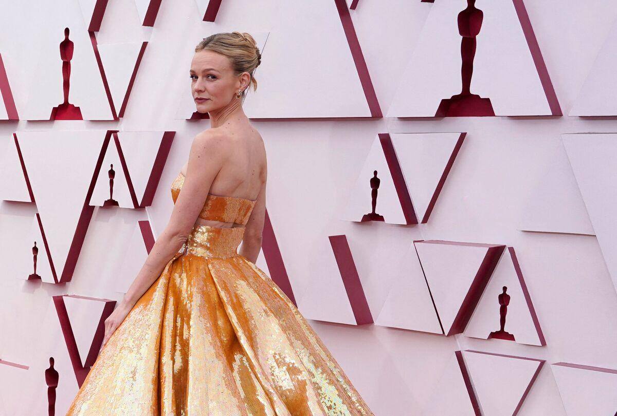 Voici tous les looks des stars sur le tapis rouge des ...
