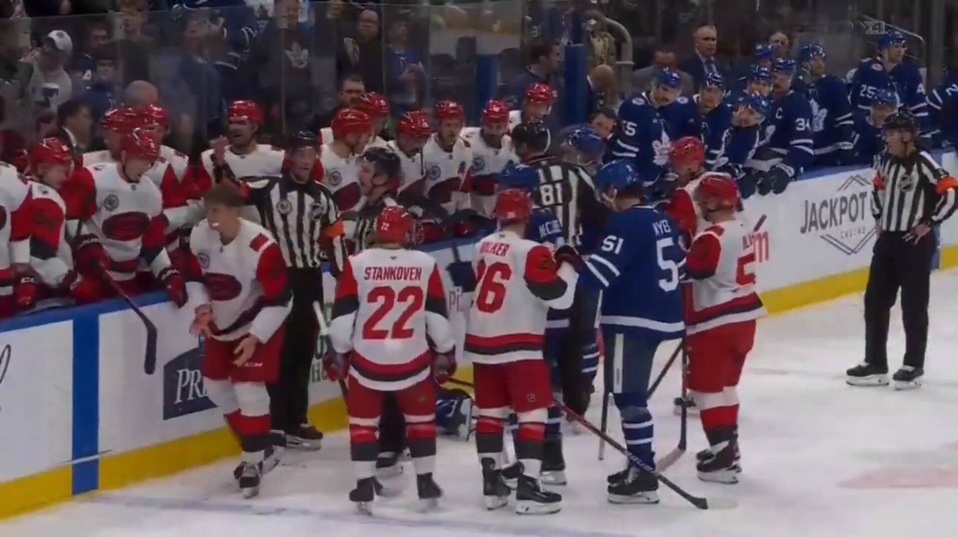 Charles-Alexis Legault subit une s&eacute;rieuse blessure &agrave; une main