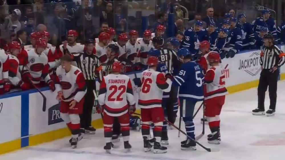 Charles-Alexis Legault subit une sérieuse blessure à une main