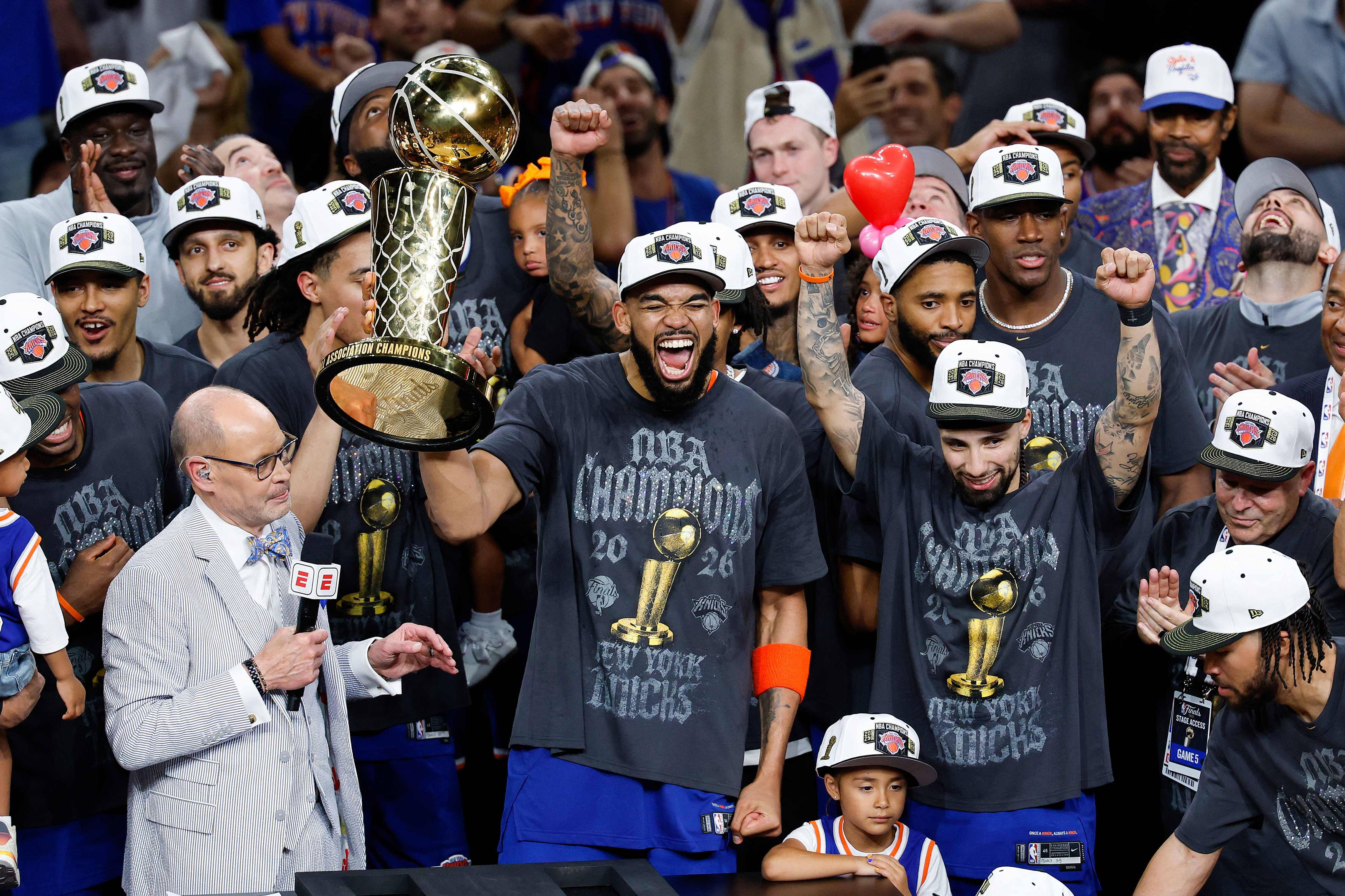 Les Knicks champions pour la 1re fois en 53 ans!
