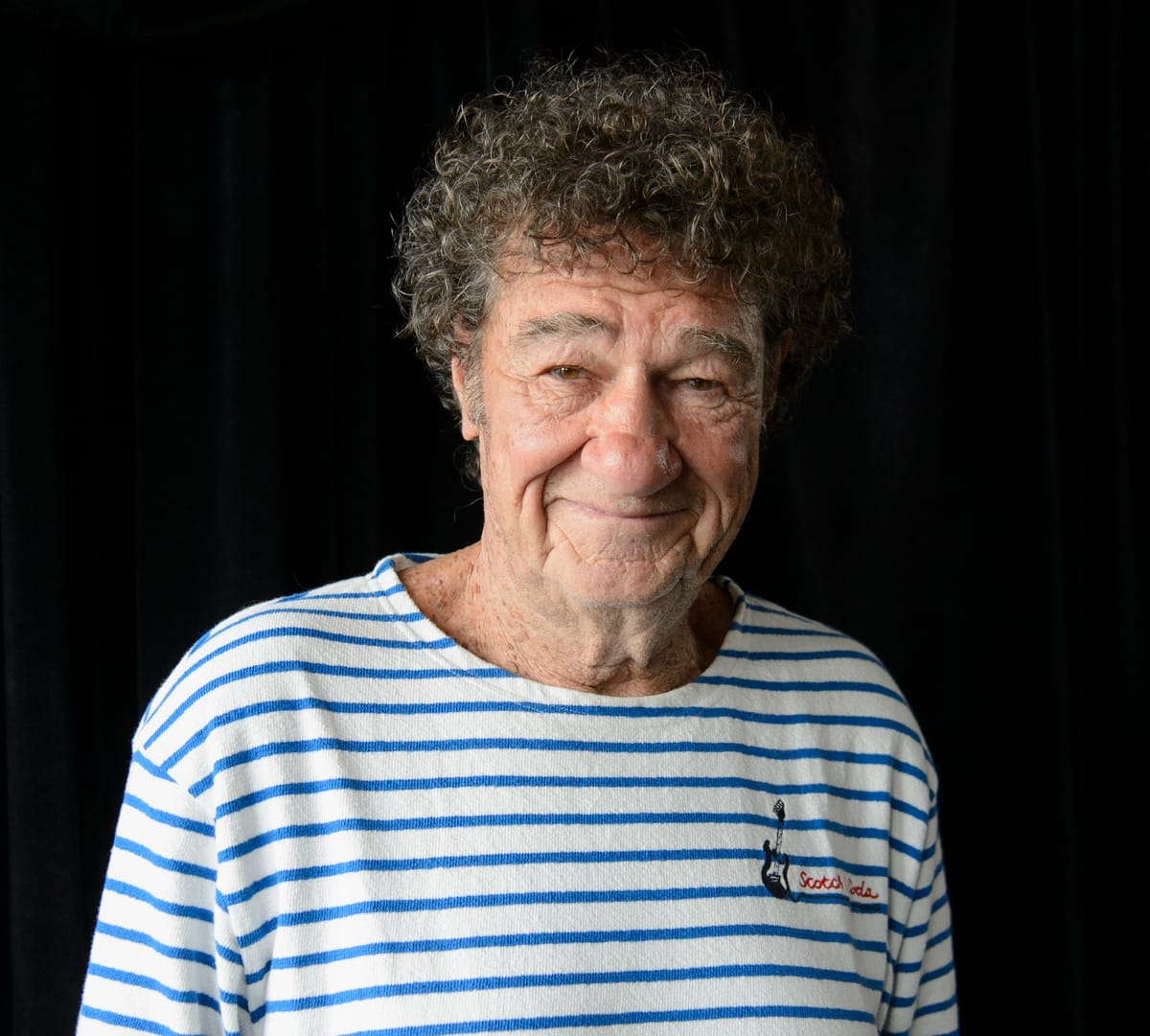 Gran espectáculo de las vacaciones nacionales en Montreal: el momento en que Robert Charlebois Smoke Sustances en Gilles Vigneault ...