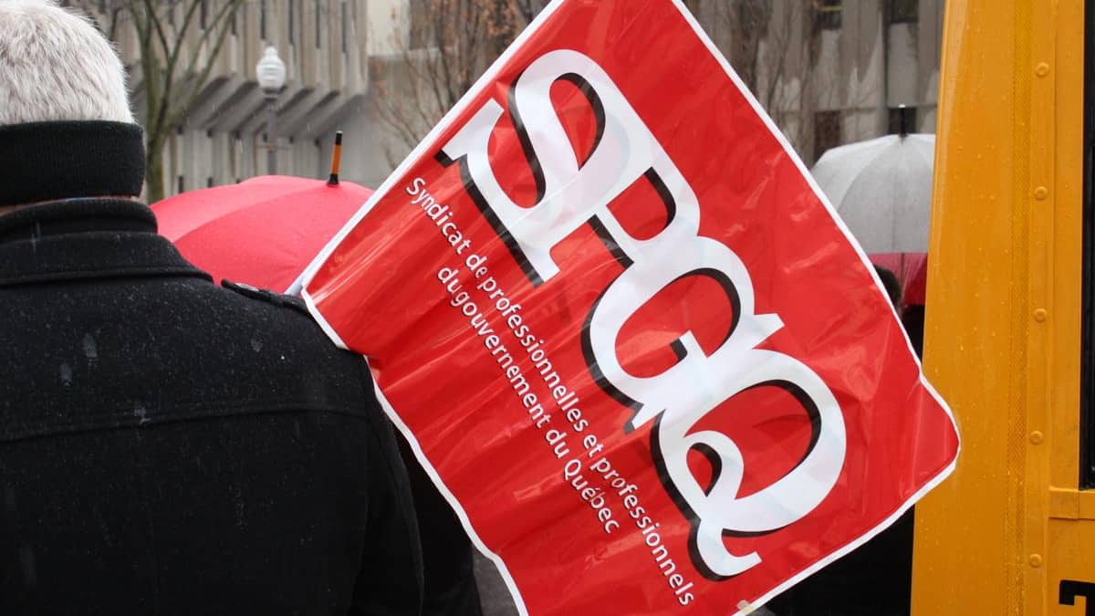 «Gains importants»: 26 000 professionnels de la fonction publique approuvent une entente de principe