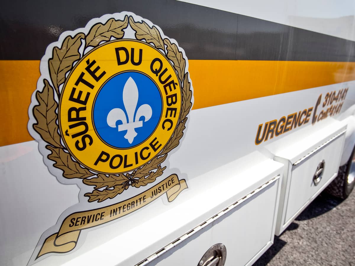 Aquaplanage: un camion fait une mise en portefeuille et force la fermeture de l&rsquo;A-20 Ouest &agrave; Saint-Simon