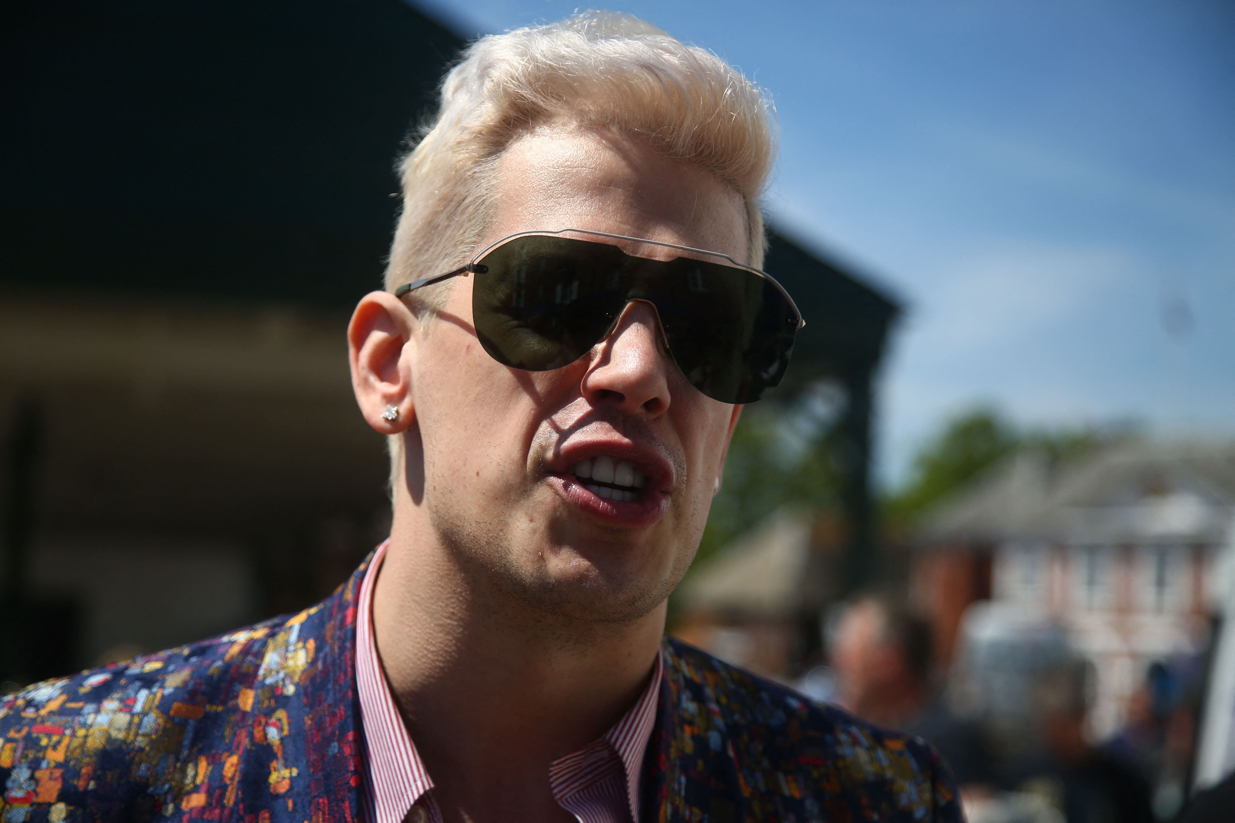 Milo Yiannopoulos Arrested for Deportation After U.S. Visa Overstay