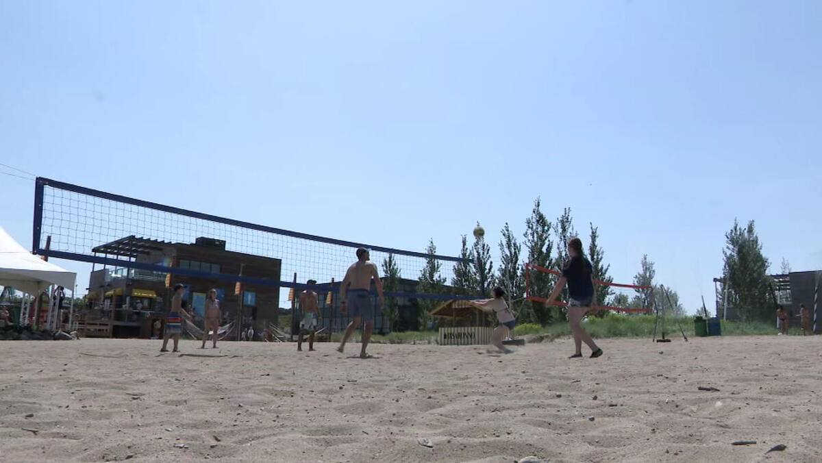 Exposition au soleil : les experts appellent à la prudence