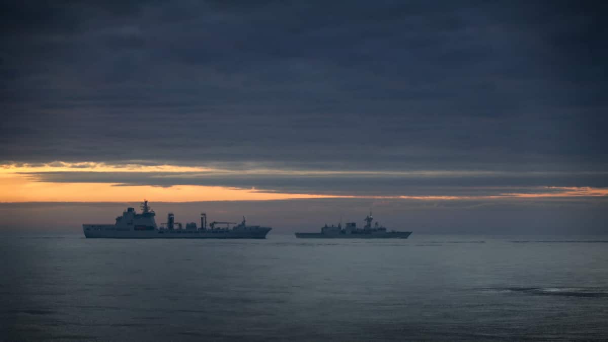 British yacht fired: did the Russian warship have permission? British yacht fired: did the Russian warship have permission?