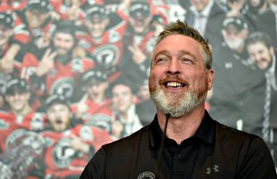 Jacques Tanguay e Patrick Roy salutano la famiglia Rimpar