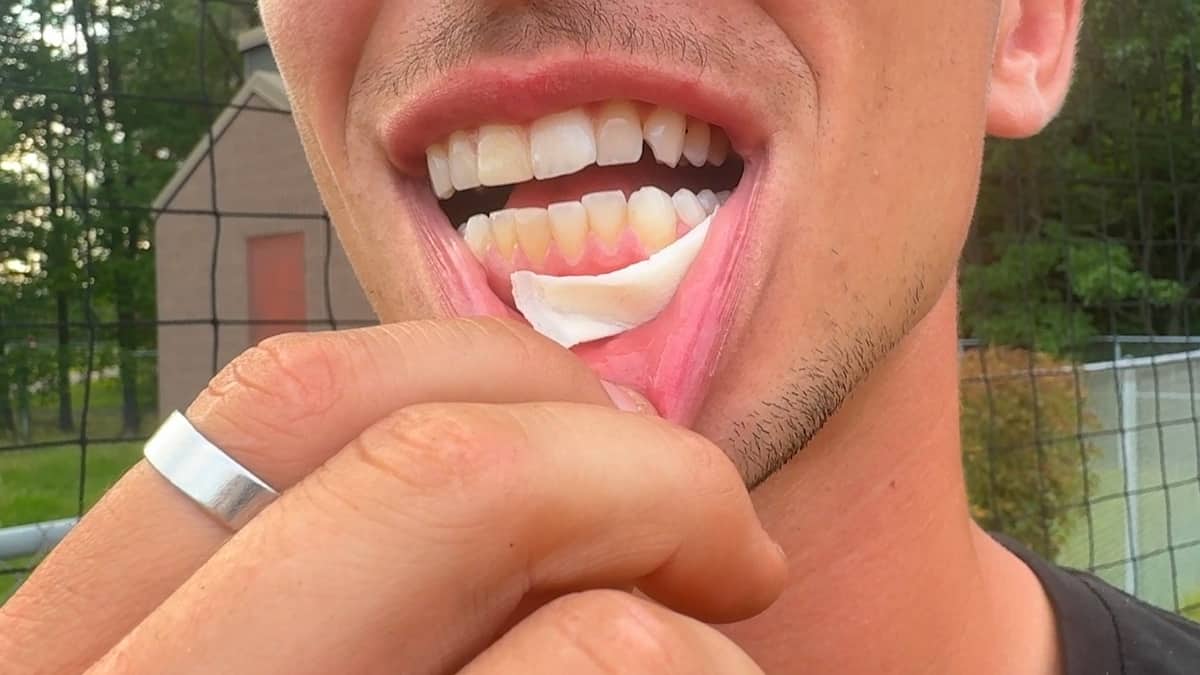 Sachets de nicotine: une tendance proccupante chez les jeunes adultes, selon des pharmaciens Sachets de nicotine: une tendance proccupante chez les jeunes adultes, selon des pharmaciens