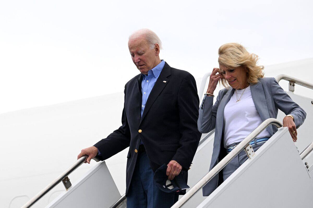 Le pr&eacute;sident Joe Biden est arriv&eacute; &agrave; Hawa&iuml;