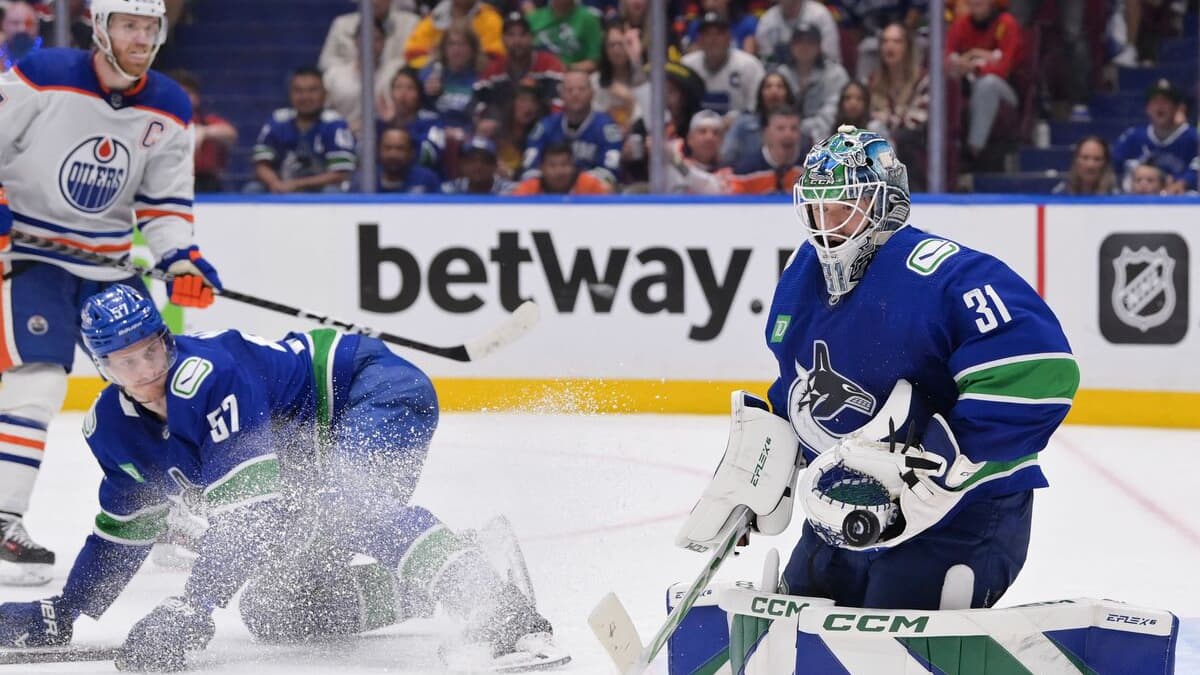 Des Lions de Trois-Rivières aux Canucks de Vancouver: le parcours atypique d’Arturs Silovs