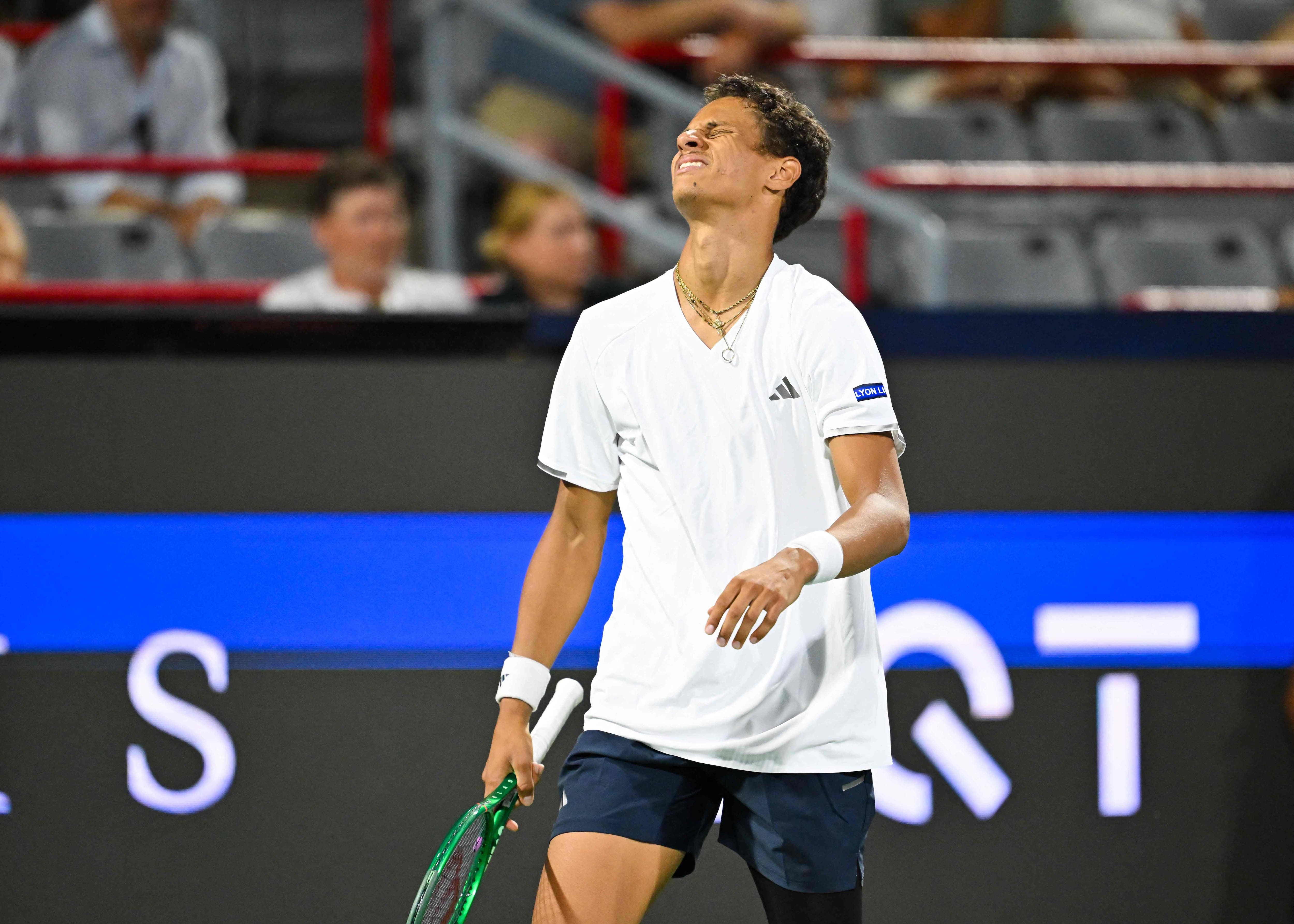 Gabriel Diallo a dû déclarer forfait dans son dernier match à Montréal contre Luciano Darderi, et il devra du même coup s’absenter du Challenger Banque Nationale de Québec, la semaine prochaine.