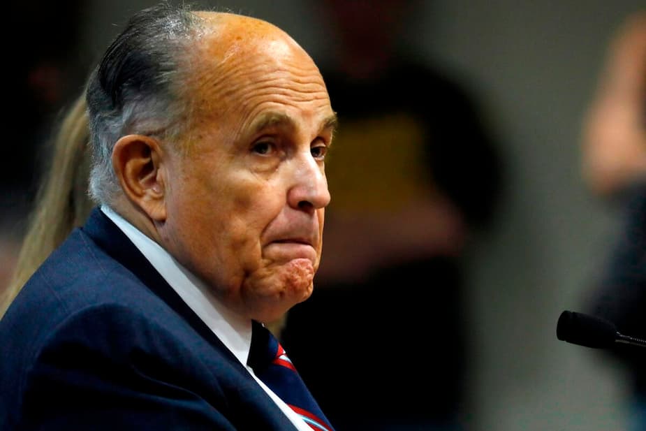 Image principale de l'article YouTube a suspendu l’avocat de Donald Trump