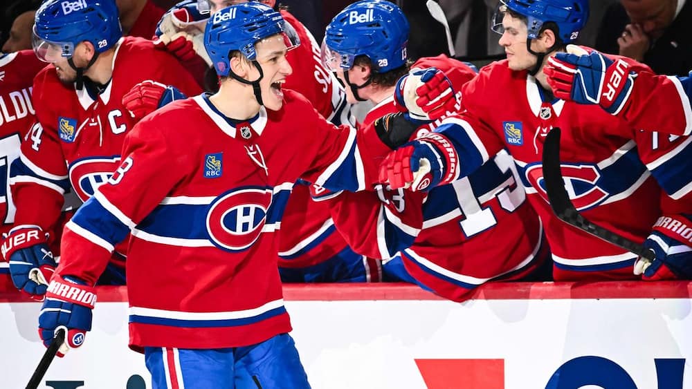 Feintes imprévisibles pour tout le monde: tout peut arriver quand Demidov est sur la glace