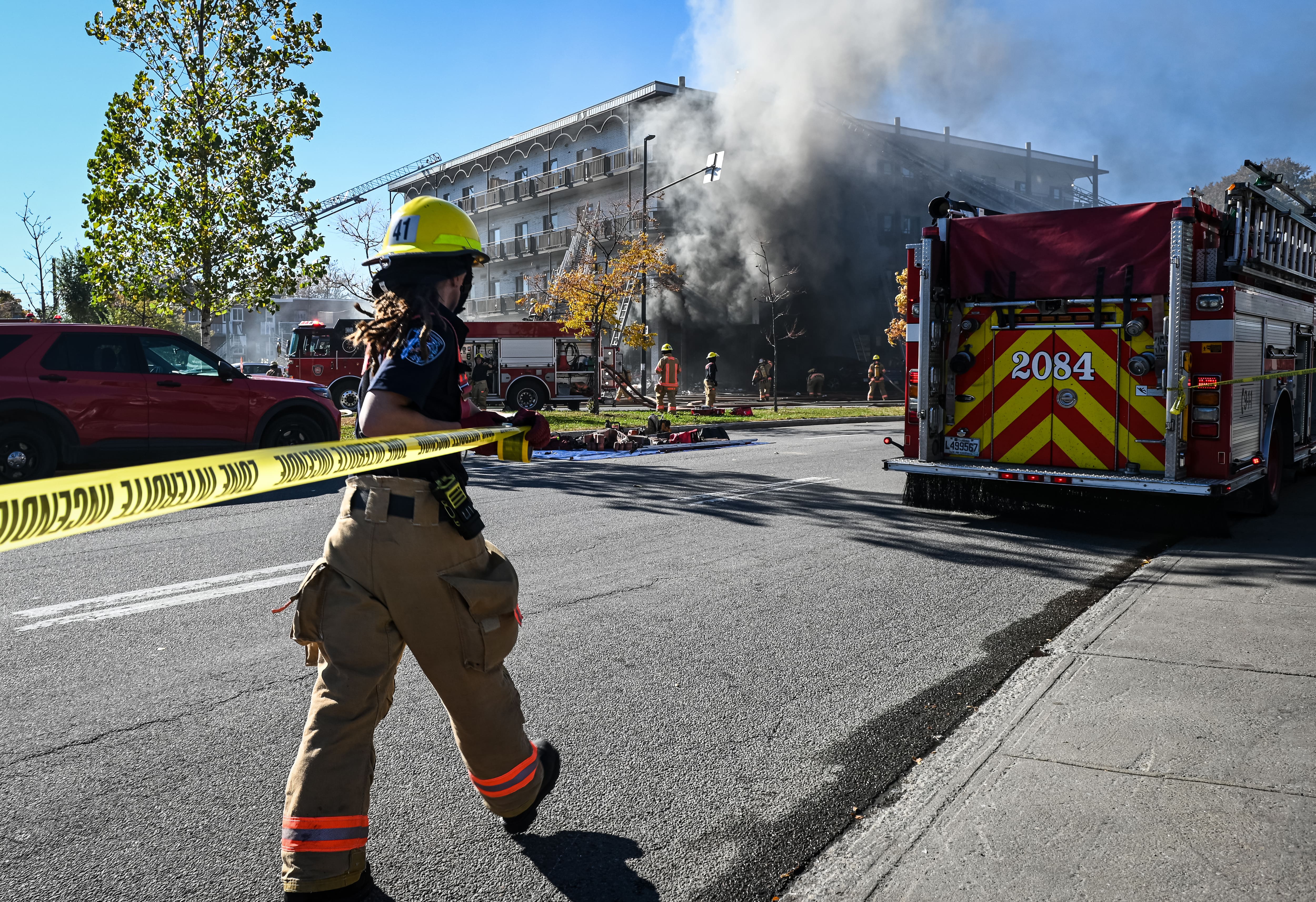Incendie majeur dans Saint-Michel: plusieurs résidents sauvés par les pompiers