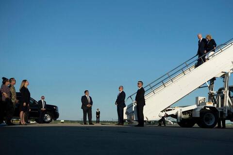 Biden arrive en Europe avec dans ses valises la promesse de vaccins pour le monde