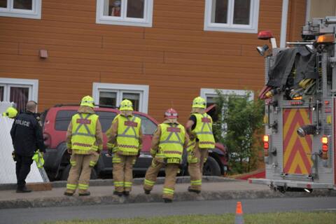Une voiture percute la clôture d'un CPE de Beauport