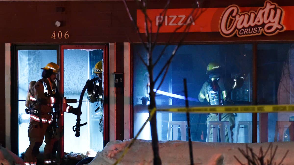 Peter Filion La pizzéria de James William Awad incendiée à Bois-des-Filion | TVA ...