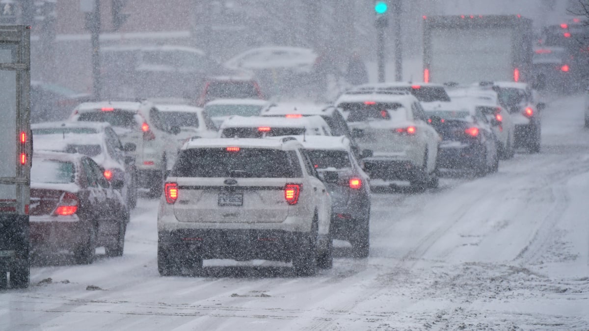 Avertissement de tempête hivernale: jusqu’à 35 cm de neige prévus et ...