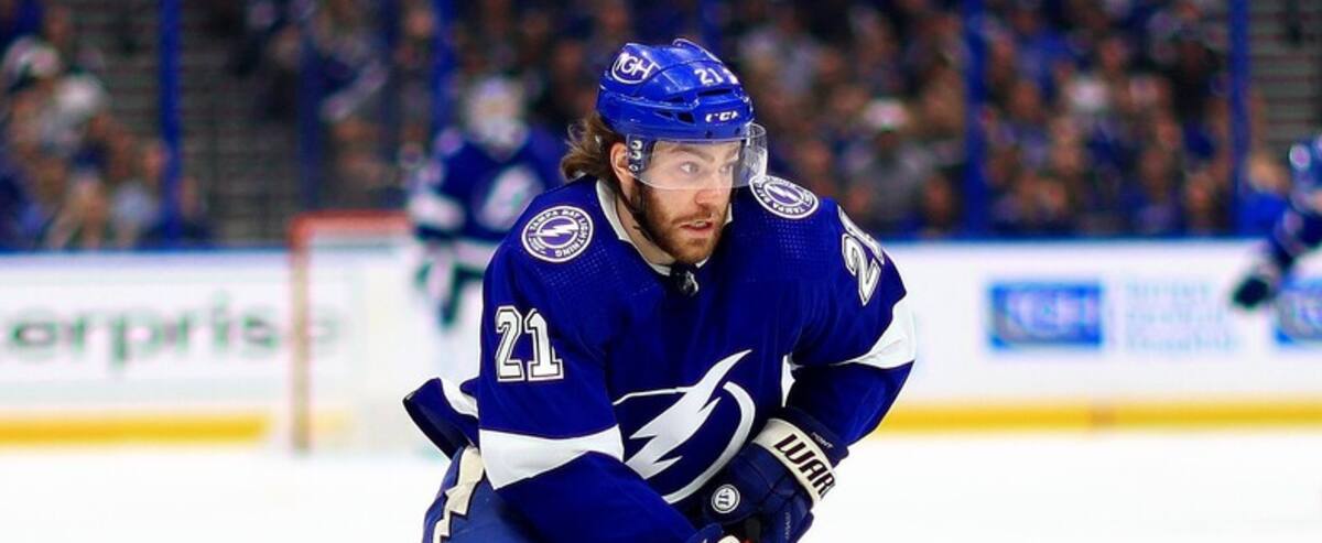 Série Lightning-Avalanche: Brayden Point de retour au jeu