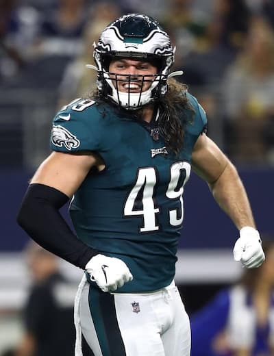 Antes de se juntar aos Broncos, é com os Eagles que o segundo a retornar à NFL.