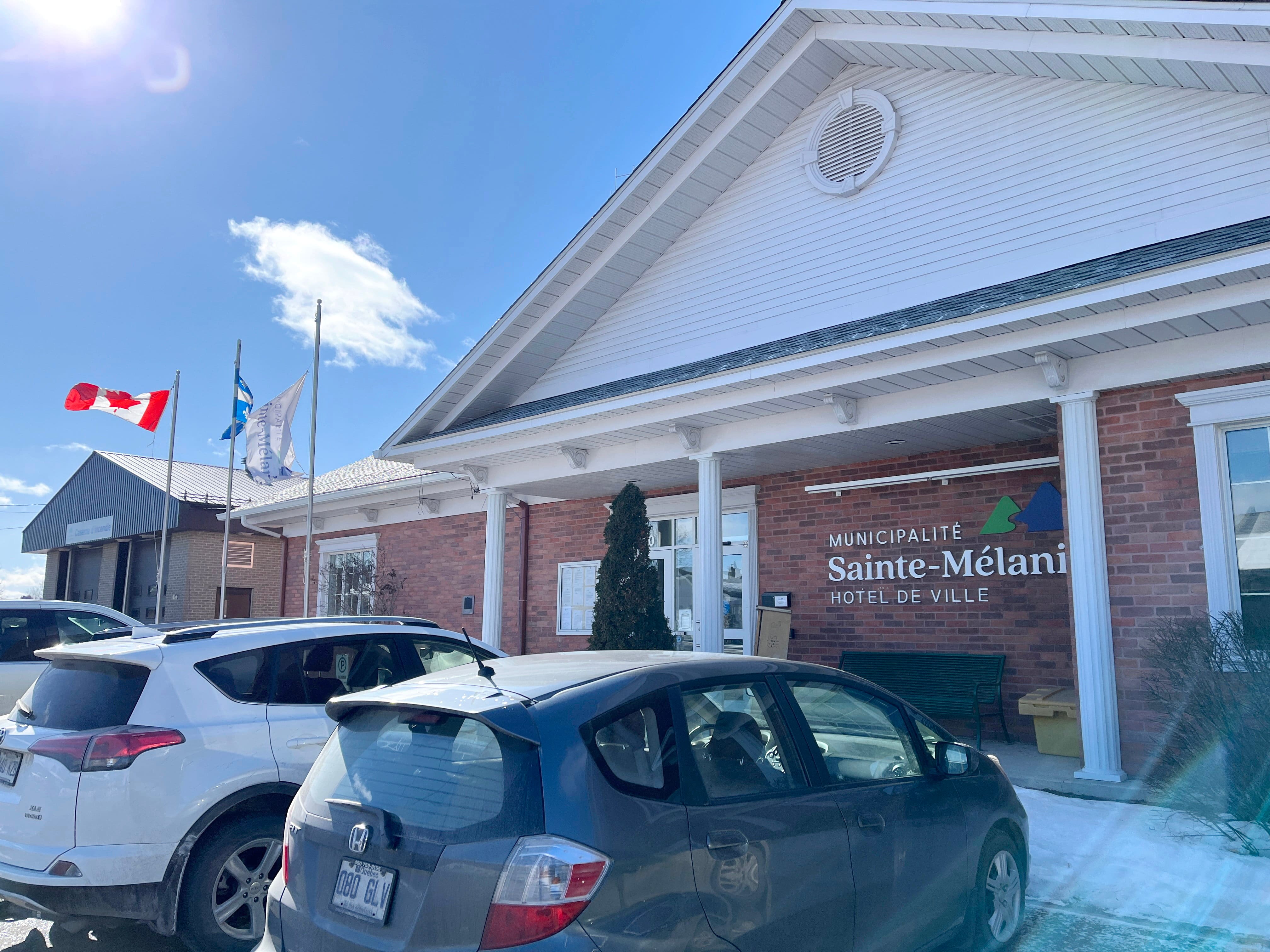 La petite municipalit&eacute; de Sainte-M&eacute;lanie prise dans des histoires de conflits d'int&eacute;r&ecirc;ts