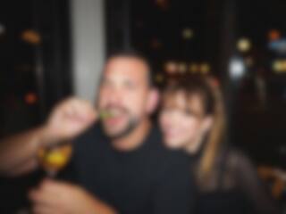 10 faits sur les filles qui ne portent que du noir