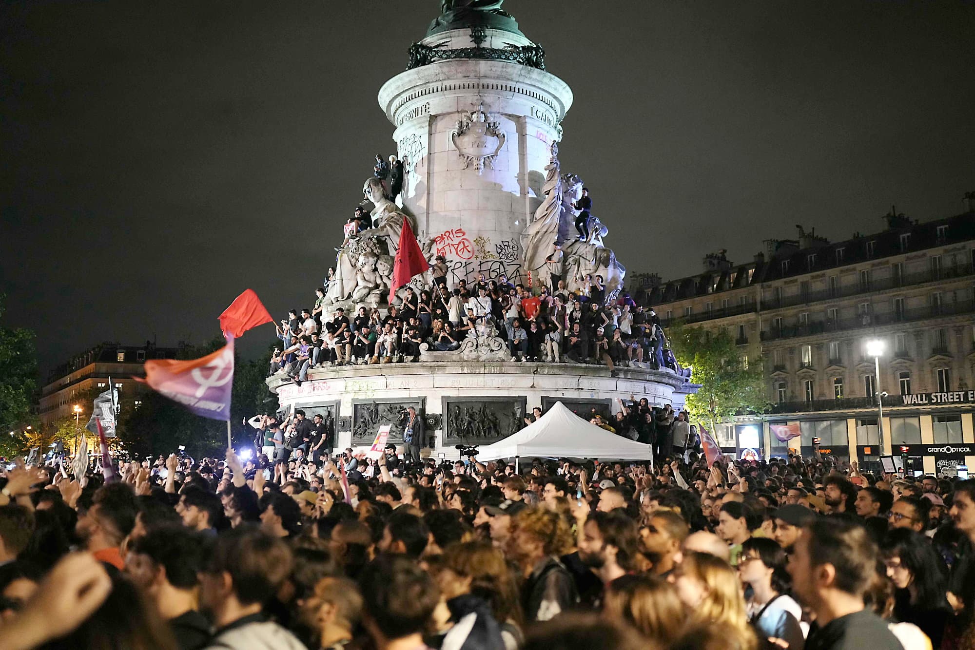 &laquo;Les gens sont terroris&eacute;s&raquo;: voici ce qui pourrait se passer apr&egrave;s les l&eacute;gislatives de dimanche en France