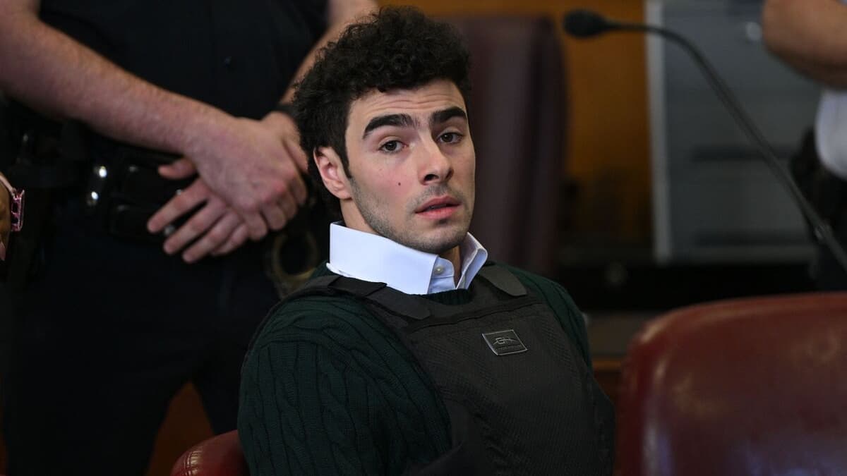 PDG assassiné à New York: la peine de mort réclamée contre Luigi Mangione