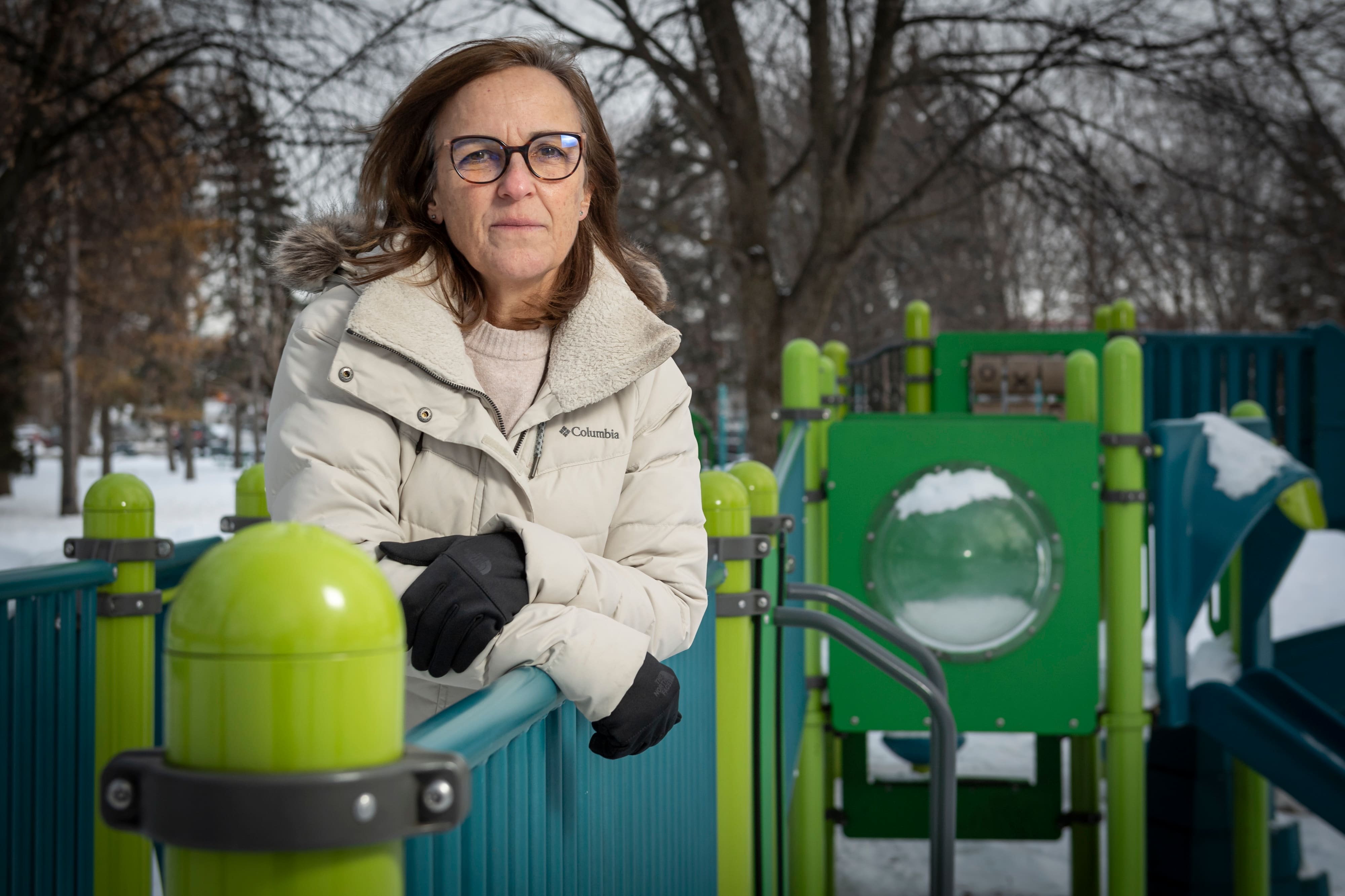 La ministre LeBel invite le milieu scolaire à faire preuve de «discernement».