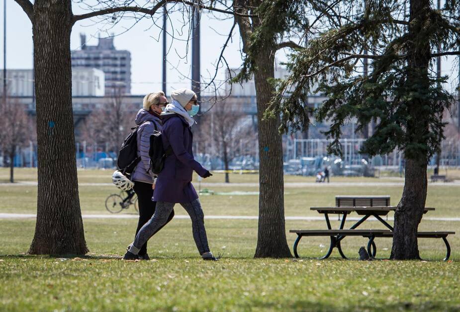 Image principale de l'article Montréal distribuera des masques