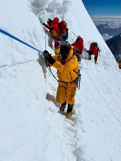 Lascension du K2 sest avre un dfi physique de tous les instants.