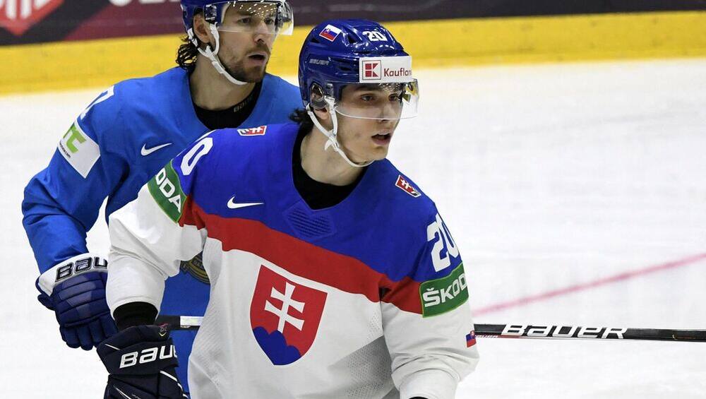 Juraj Slafkovsky devance Shane Wright dans une liste prestigieuse