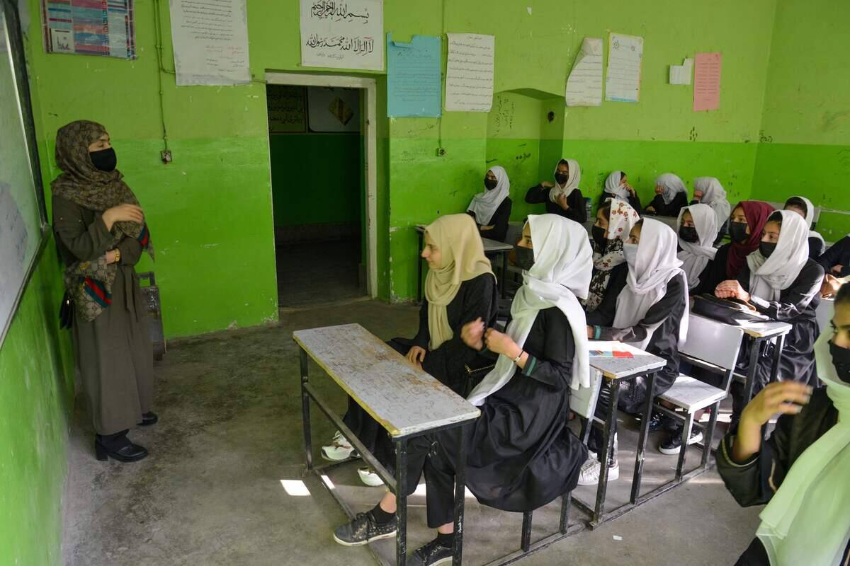 Les filles afghanes subitement priv&eacute;es d'&eacute;cole par les talibans
