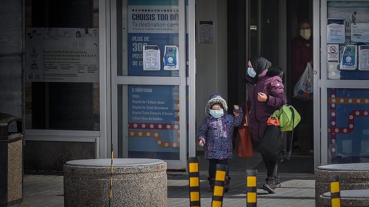 Operating theaters at the CHU de Québec relieved 1