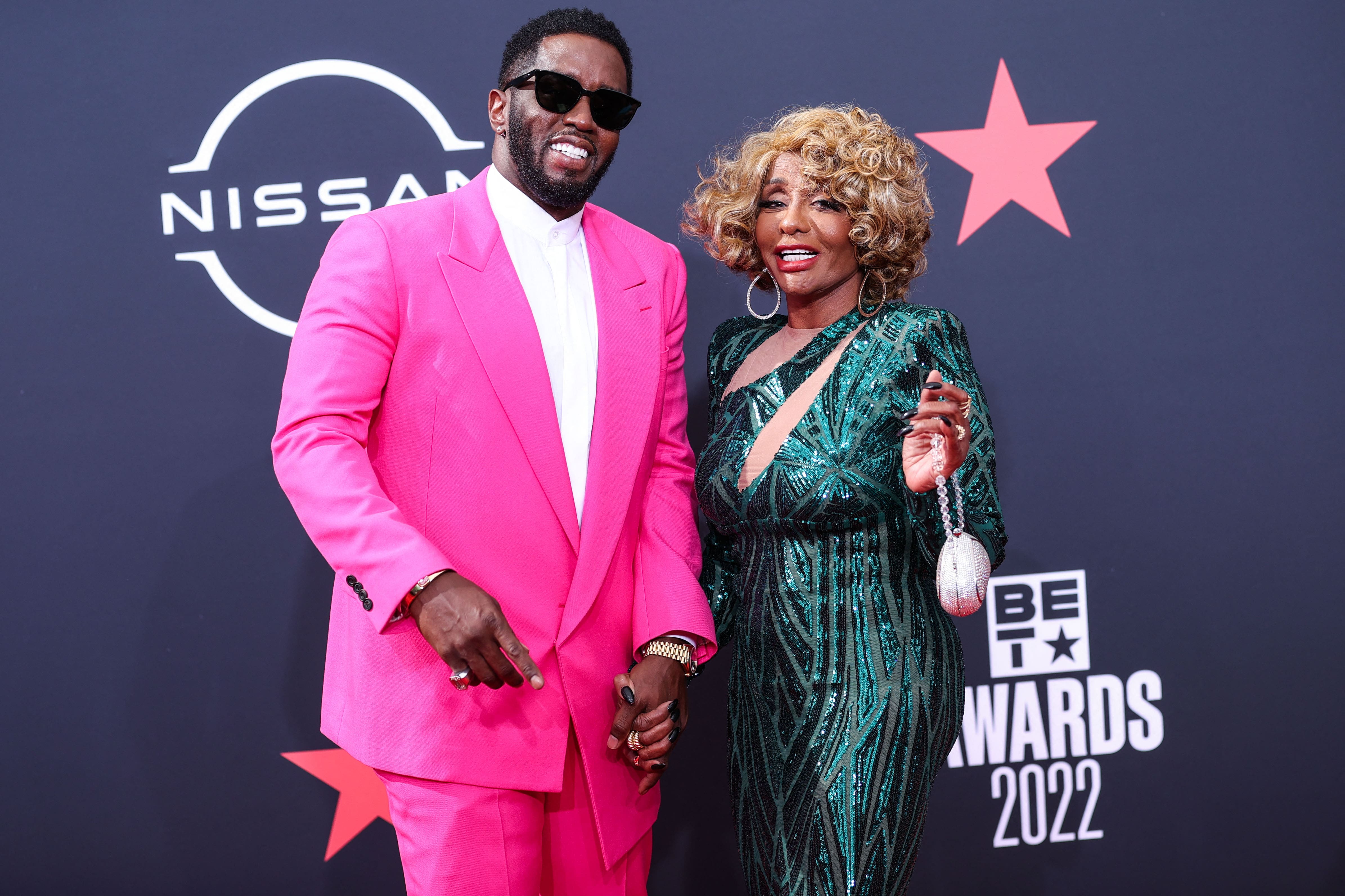 Scandaleux»: la mère de Sean «Diddy» Combs dément les allégations de violence de Netflix | JDM