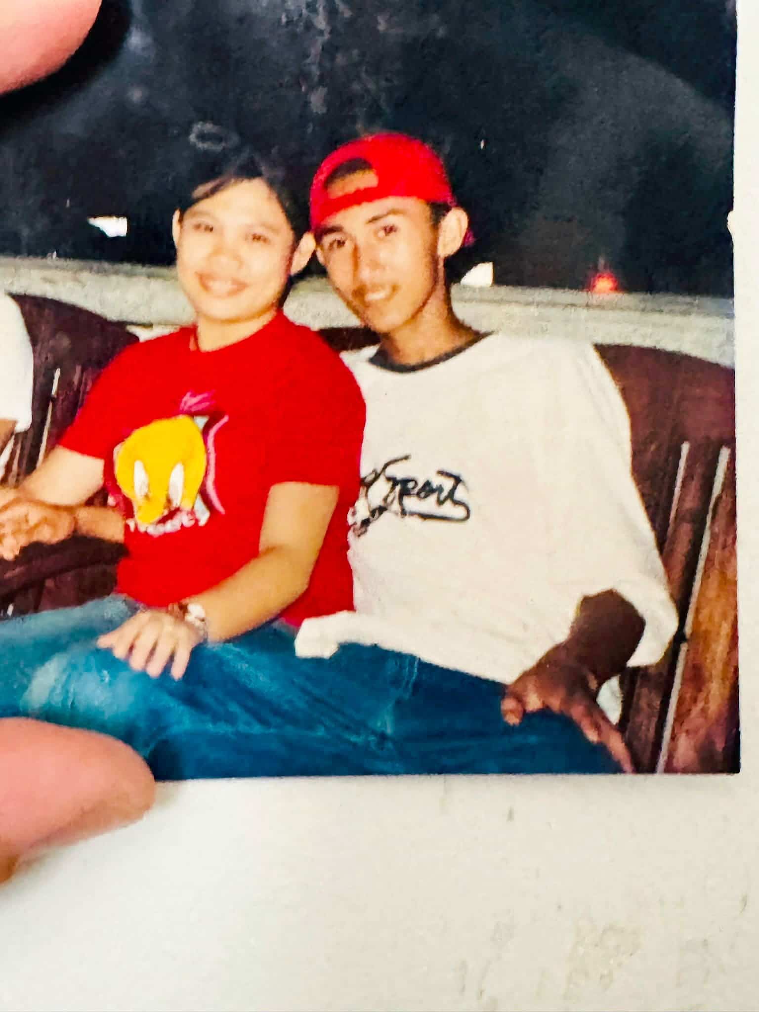 Dobel Retuta et sa conjointe Kathryn Elaine, avec qui il partageait sa vie depuis 23 ans. Photo prise en mars 2004.