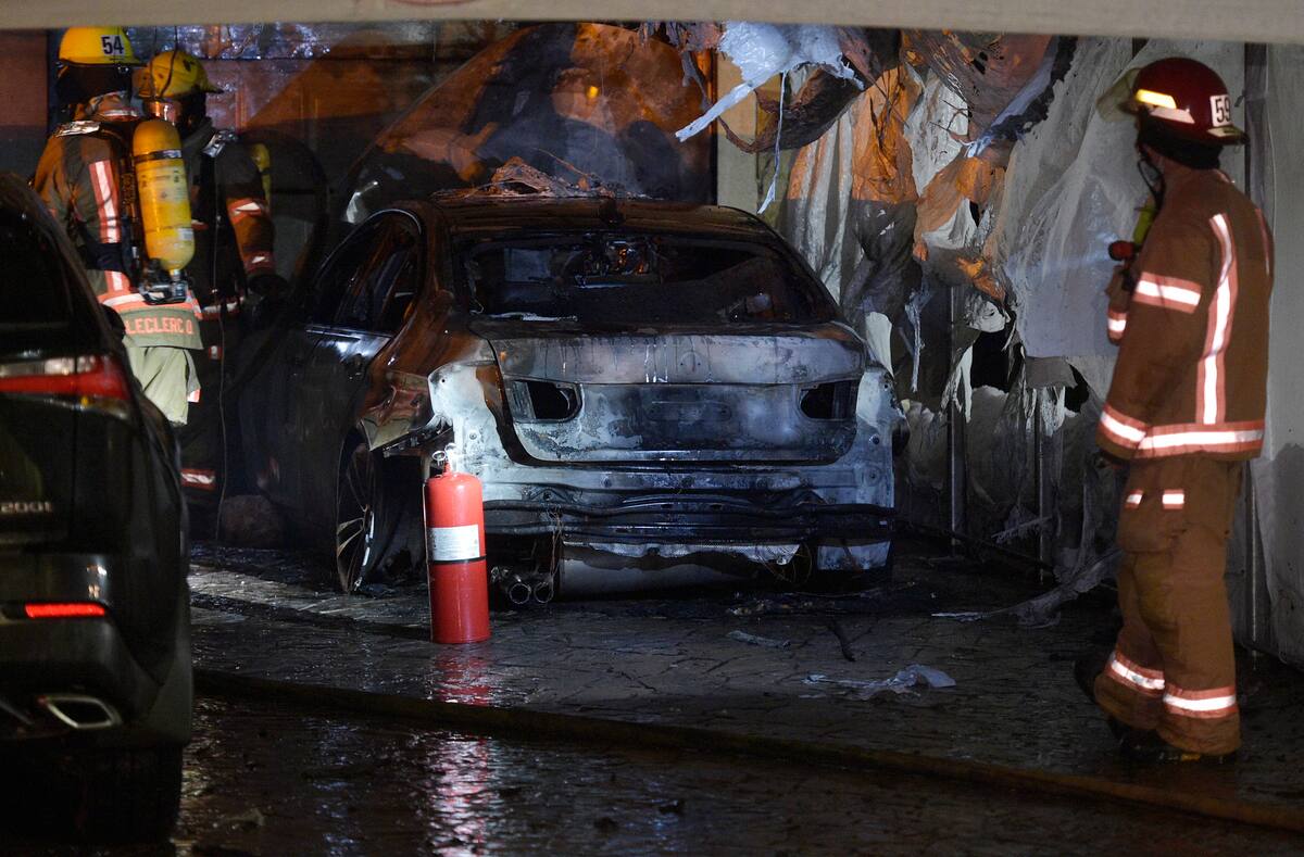 Trois v&eacute;hicules stationn&eacute;s pr&egrave;s d&rsquo;une r&eacute;sidence cossue d&eacute;truits par un incendie suspect &agrave; Pierrefonds