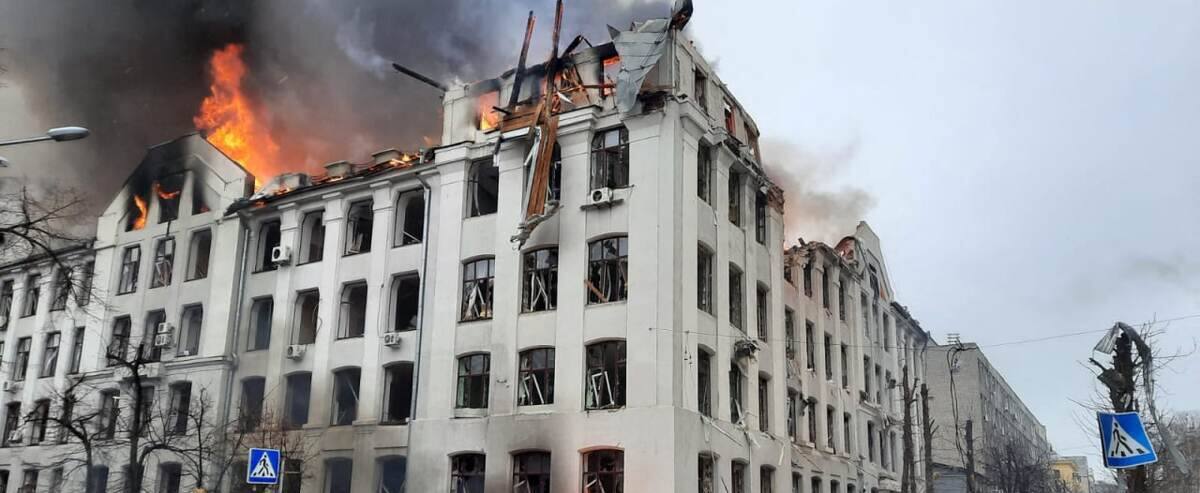 Les villes ukrainiennes sous le feu de la Russie, accusée de vouloir «effacer le pays»