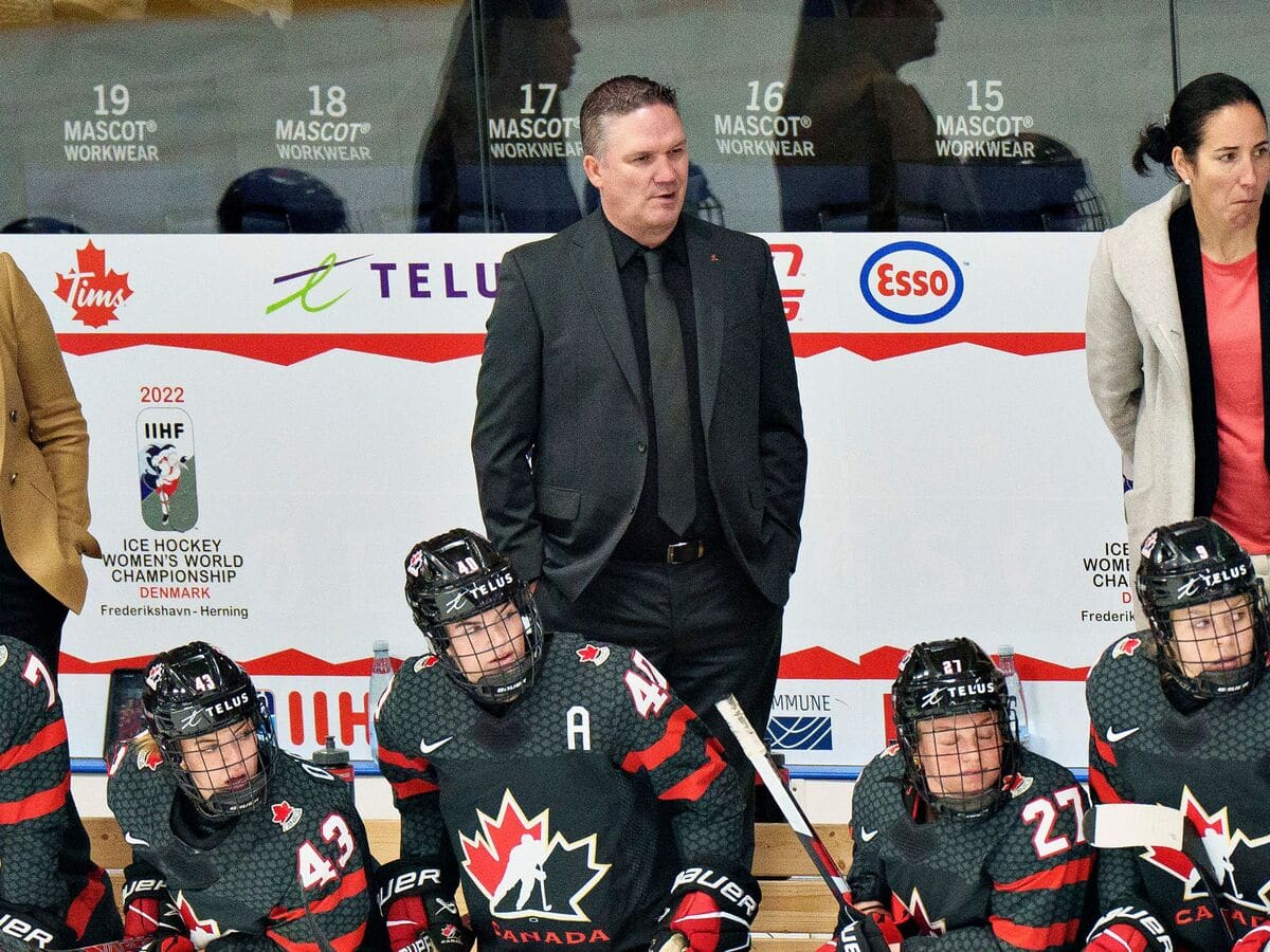 Hockey Canada: la DG et l'entraîneur-chef de l'équipe féminine ne seront pas de retour