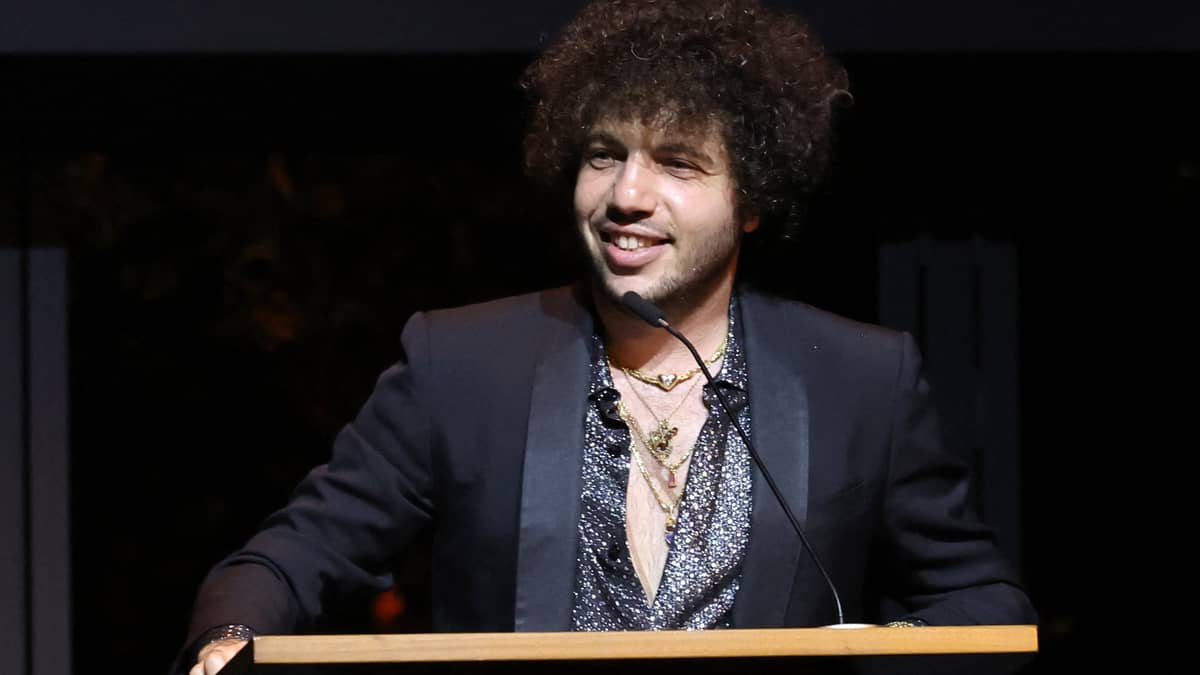 Benny Blanco, le fiancé de Selena Gomez, fait partie de la liste des hommes  les plus sexy du monde | JDQ