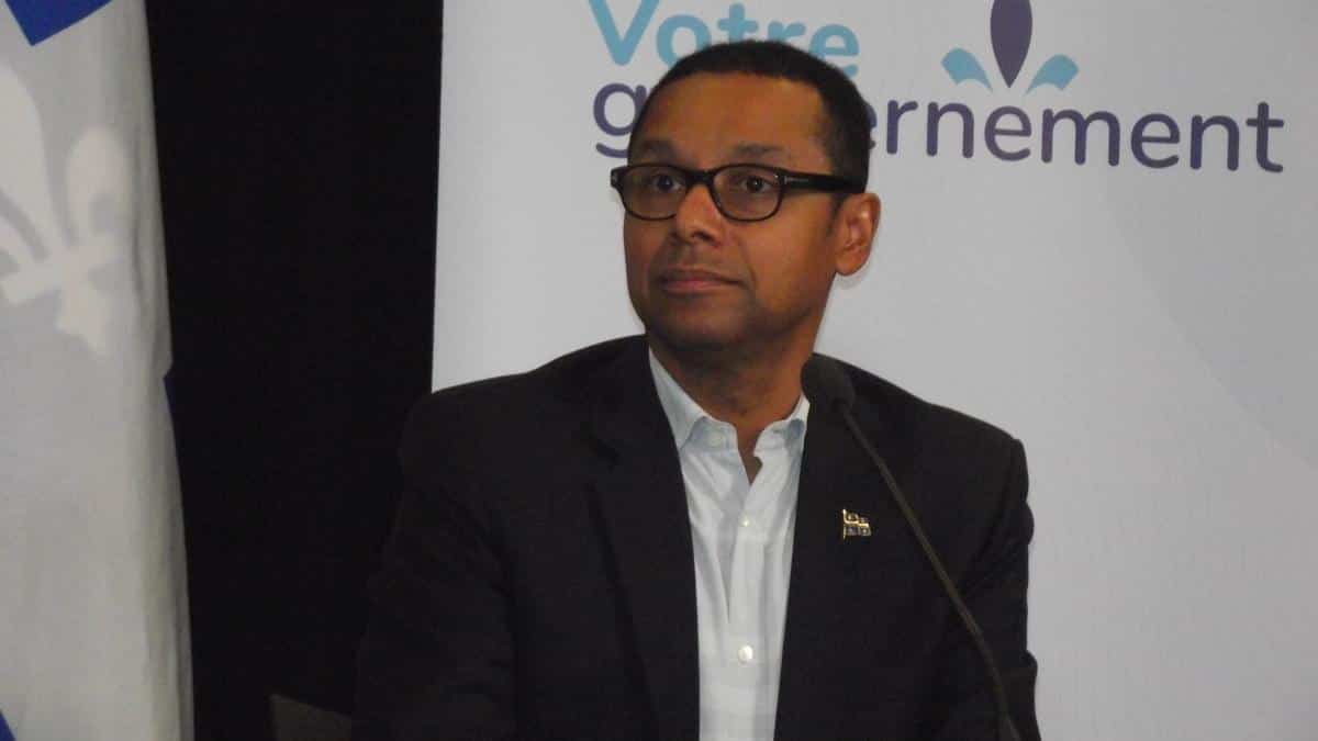 Le ministre Lionel Carmant mis en demeure