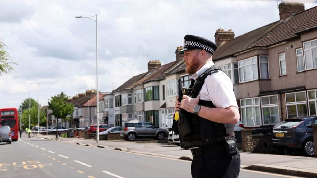 Attaque à l'épée à Londres: la police reconstitue le trajet mortel de l'assaillant