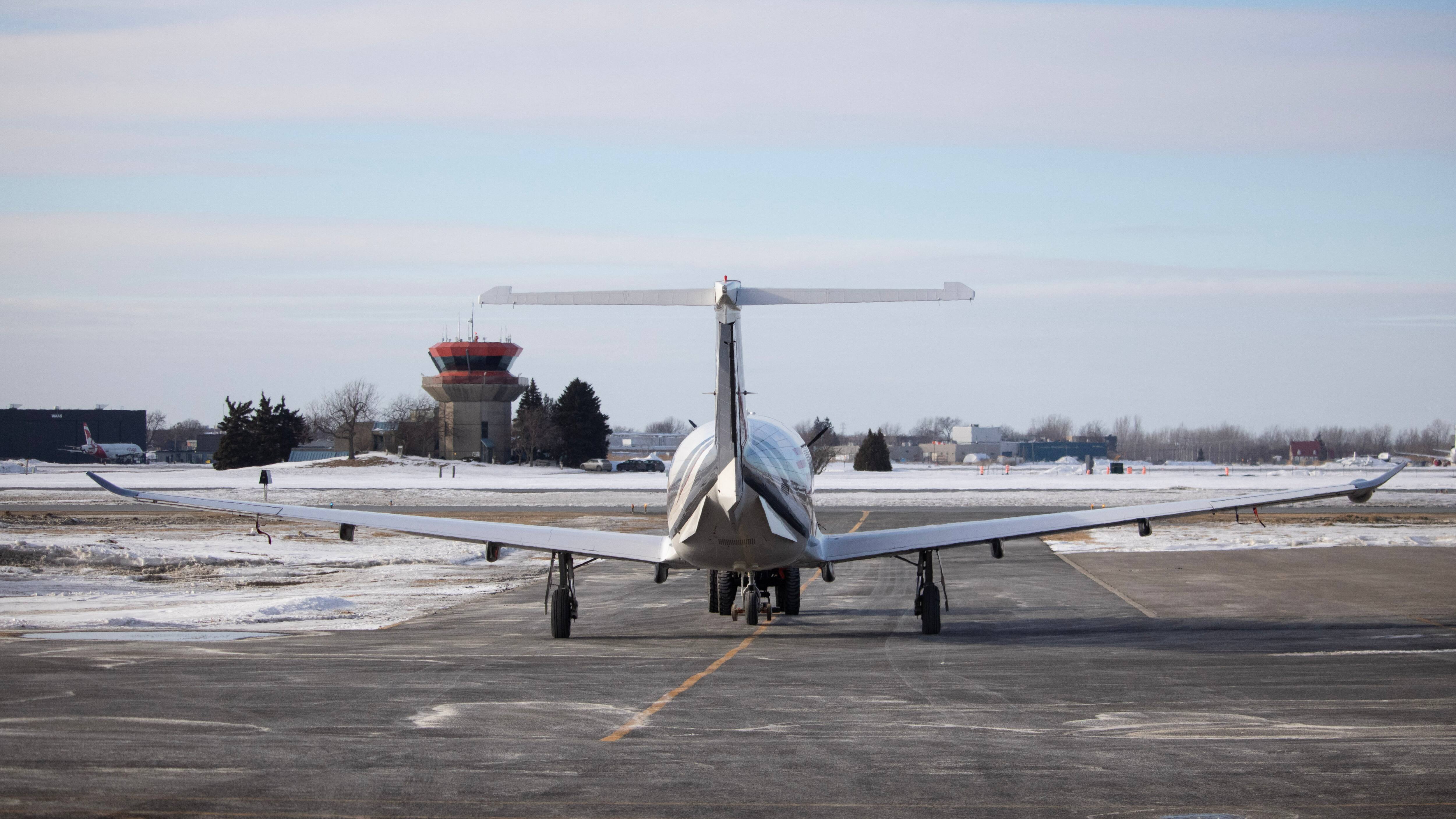 Des sauveteurs venus du ciel: survol d’Airmedic qui vient en aide à des patients partout au Québec et à l’international