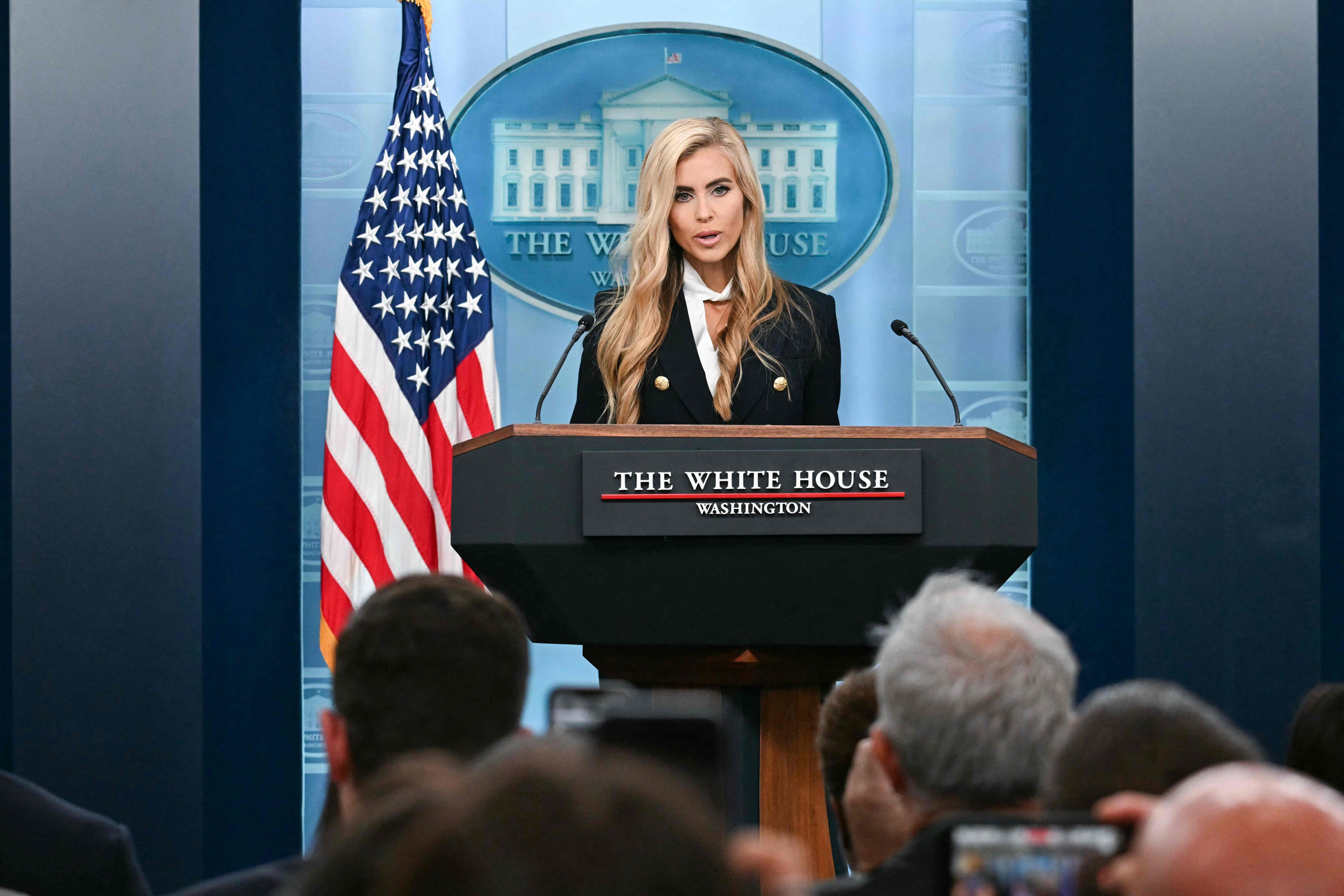 Première conférence de presse pour Katie Zacharia, nouveau visage du trumpisme à la Maison-Blanche