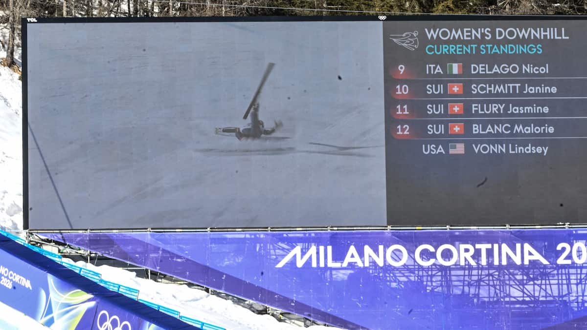 Jeux olympiques: Lindsey Vonn sème la consternation et l'inquiétude en chutant lourdement, avant d'être évacuée par hélicoptère