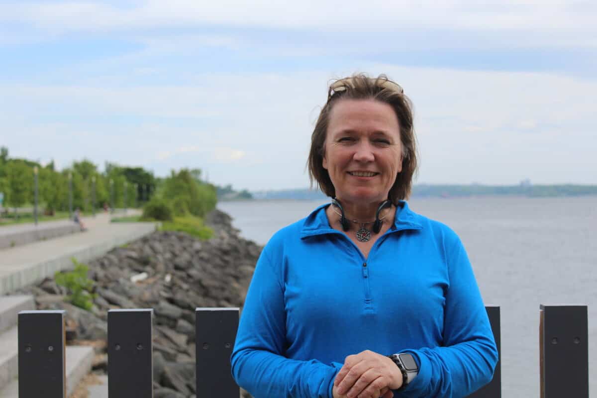 Atteinte d&rsquo;Ataxie de Beauce, elle participera &agrave; un d&eacute;fi de natation pour faire un pied de nez &agrave; la maladie