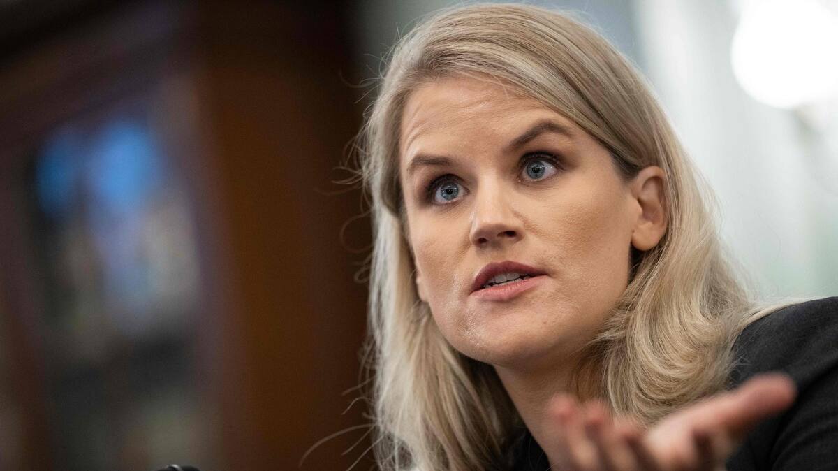 Poussés par une lançeuse d'alerte, les parlementaires américains promettent de mieux réguler Facebook