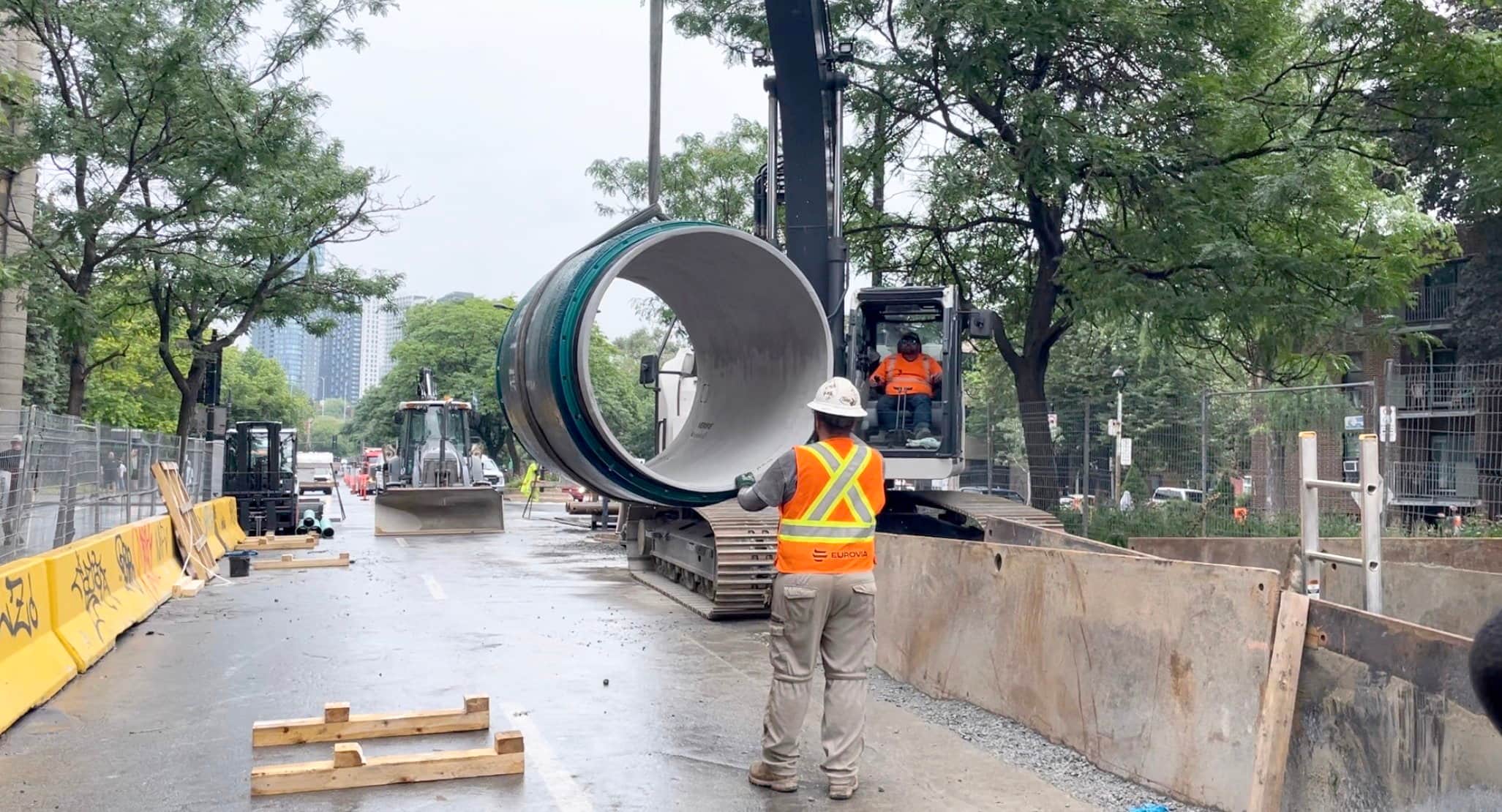 Chantier d'aqueduc au centre-ville: les Montréalais devront continuer à économiser l'eau