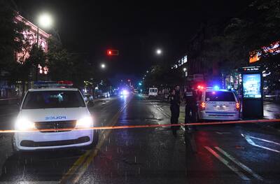 Montreal: Police officers fired upon in attempted carjacking